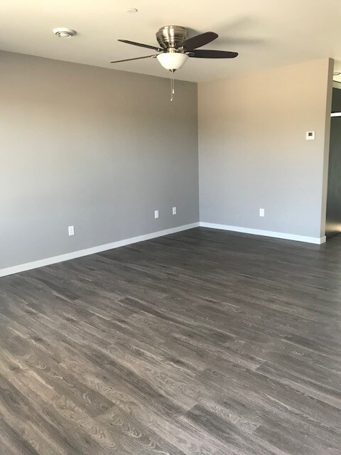 Foto del edificio - 1003 Mack Ln