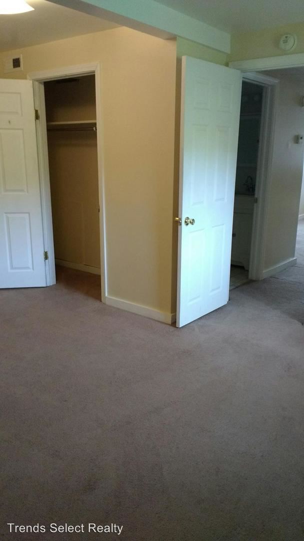 2578 Pitcairn Rd, Monroeville, PA 15146 Condo for Rent in Monroeville