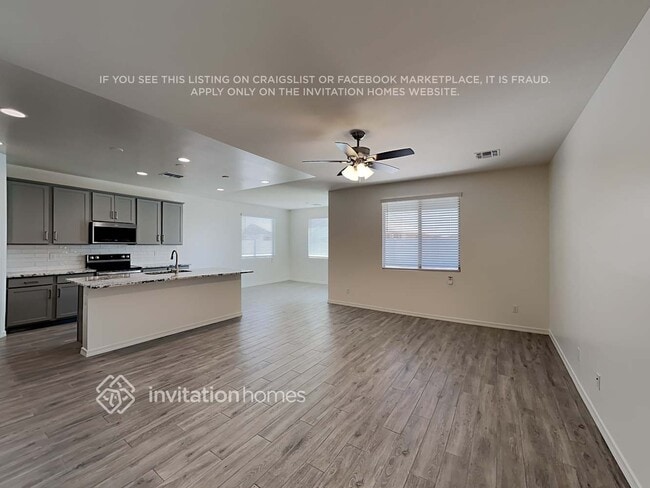 Building Photo - 35823 W Santa Monica Ave