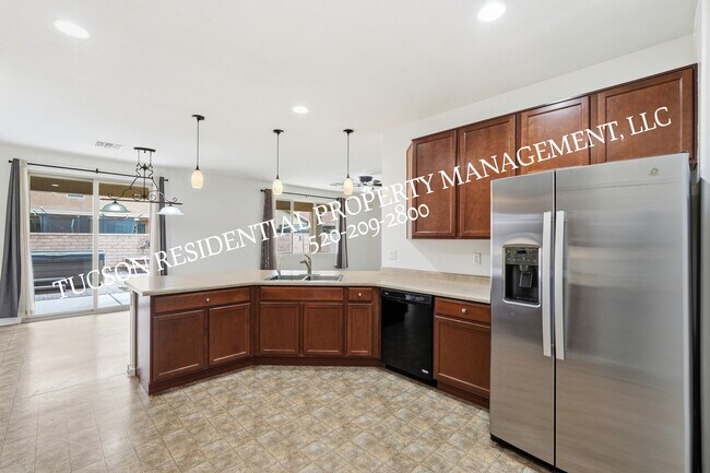 Foto del edificio - 9535 Crowley Brothers Dr