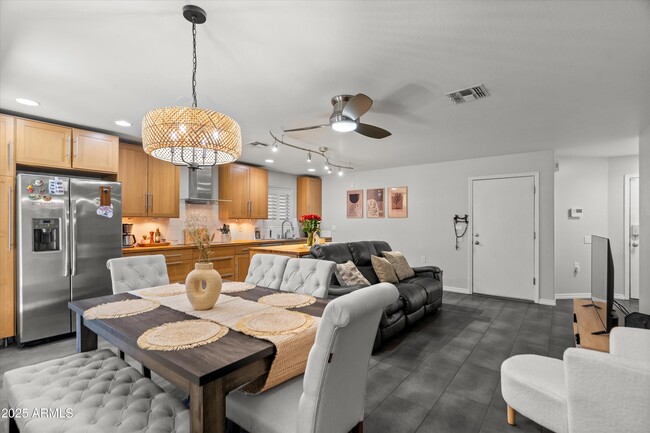 Foto del edificio - 15649 N 29th Pl