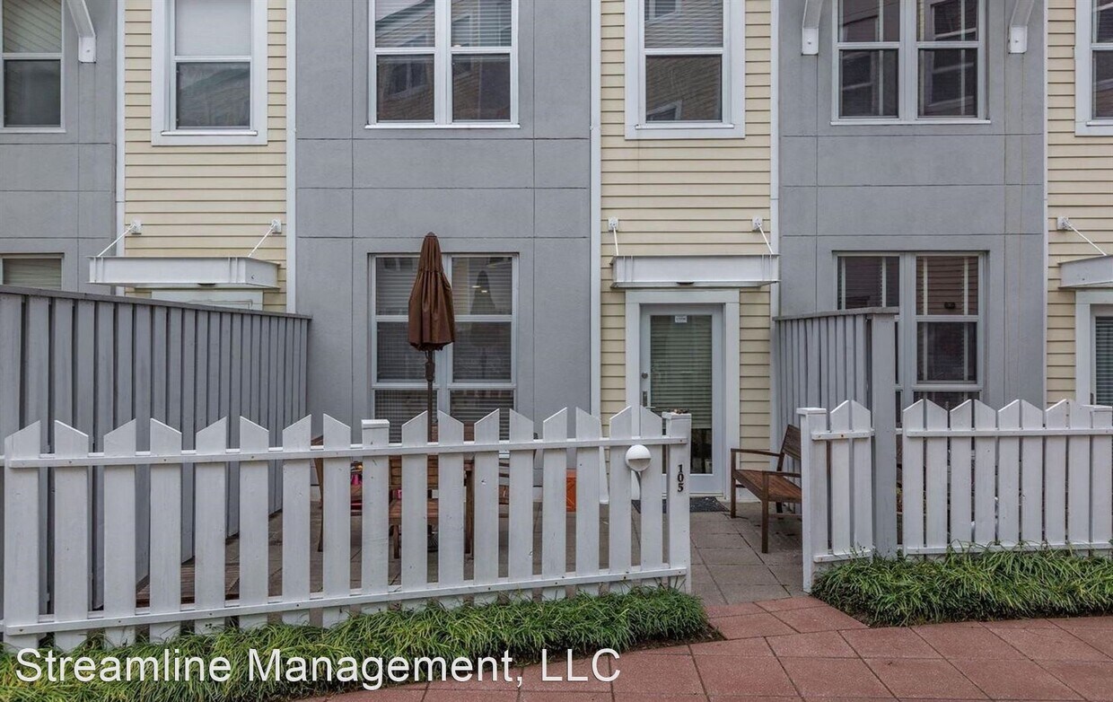 Primary Photo - 2 br, 2.5 bath House - 343 Cedar St NW #105