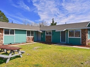 Building Photo - 11110 White Sage Dr