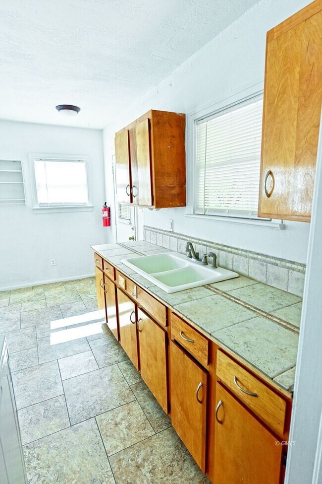 Foto del edificio - 5443 Lancaster St