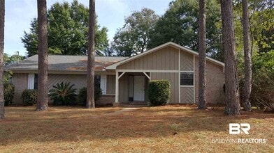 Building Photo - 107 Brentwood Dr