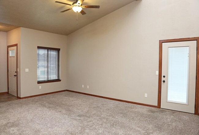 Living Room - Tribbey Townhomes