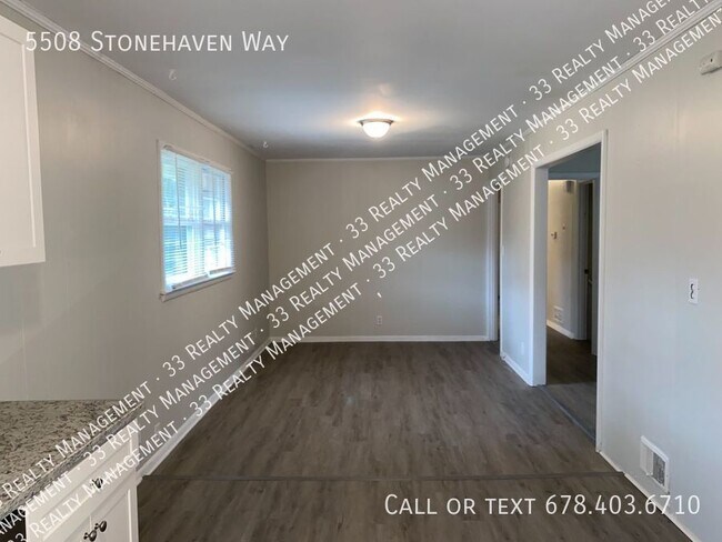 Building Photo - RARE FIND - Super Spacious Brick RANCH wit...