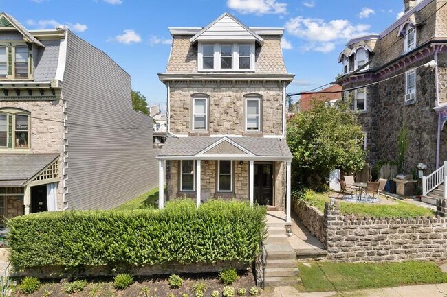 Foto del edificio - 125 Sumac St