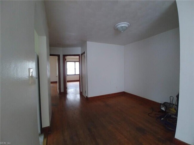 Building Photo - 119 Afton Pkwy
