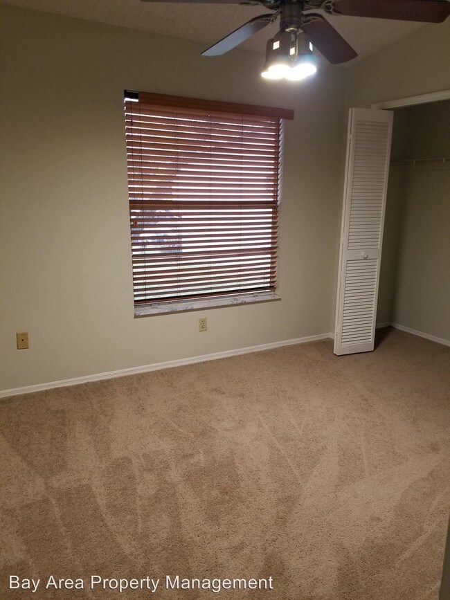 Foto del edificio - 2316 Fletchers Point Cir
