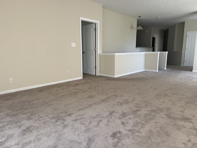 Foto del edificio - 7585 Western Gailes Dr