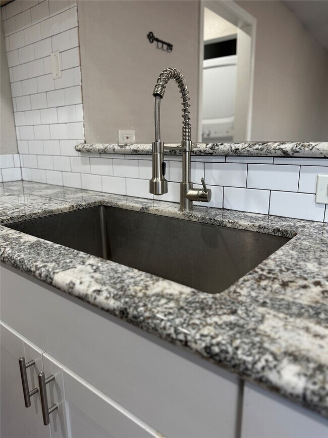 Foto del edificio - 2922 Randolph Rd