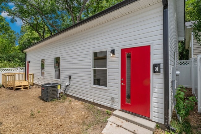 Photo - 711 Gerard St Townhome