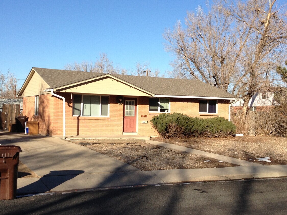 Primary Photo - Pre-Lease: 3 Bed 1.5 Bath Ranch Home With ...