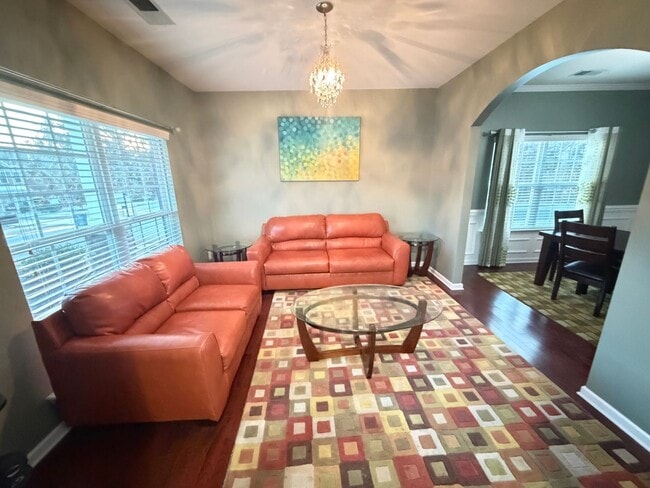 Foto del edificio - 4908 Pepper Dr