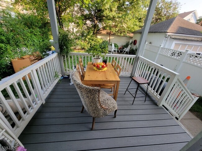 Foto del edificio - 67 Trimble Ave