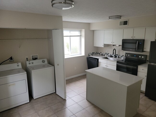 Interior Photo - Fairway Apartments