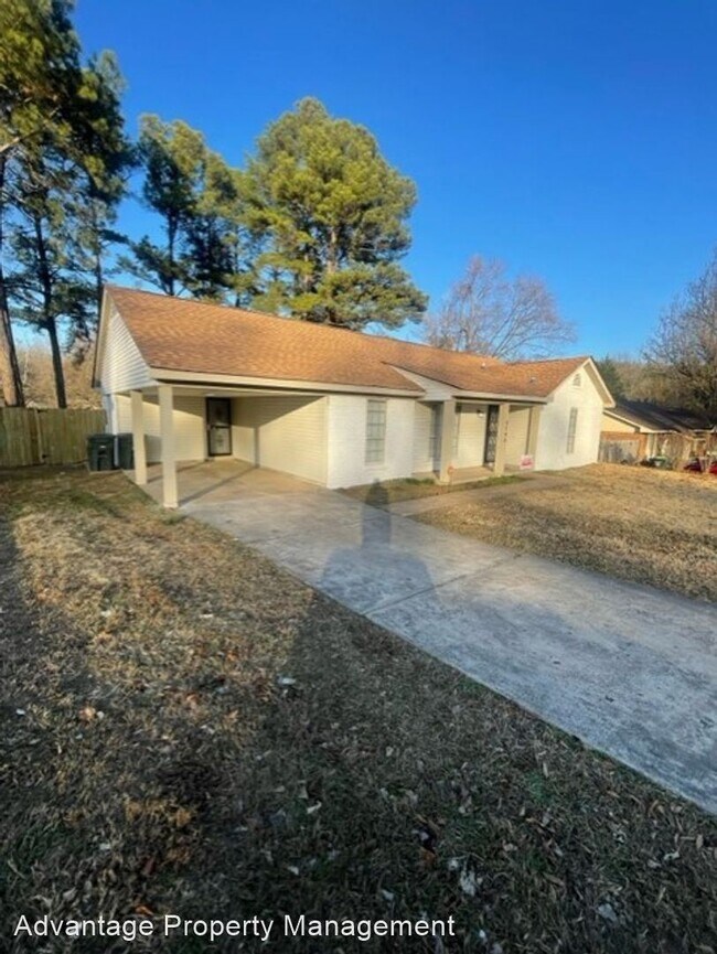 Foto del edificio - 3 br, 1.5 bath House - 3798 Wychemere Dr.