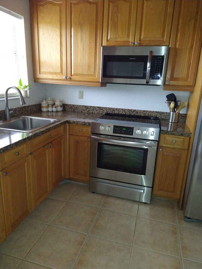 Foto del edificio - 8450 Sunrise Lakes Blvd