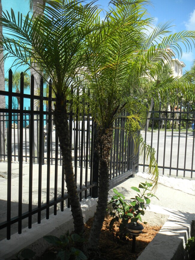 Foto del edificio - 13308 Gulf Blvd