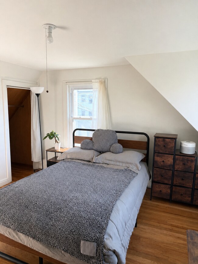 PRINCIPAL - 104R Homes Ave