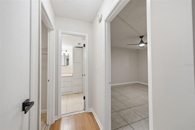 Foto del edificio - 6314 Newtown Cir