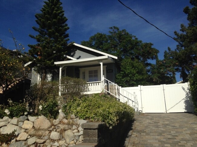Building Photo - 10318 Silverton Ave
