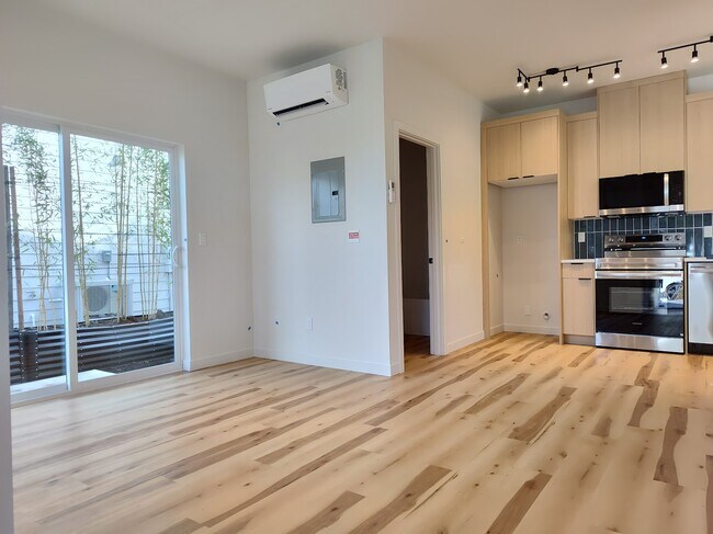 Foto del edificio - 4260 NE Going St