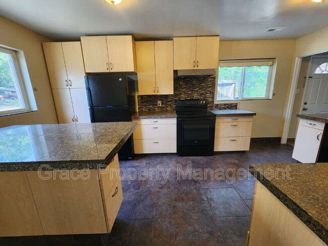 Foto del edificio - 9120 Ogden St