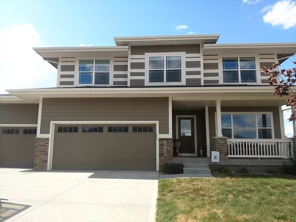 Primary Photo - 16109 Northpark Dr