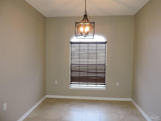 Building Photo - 1489 Newcastle Way