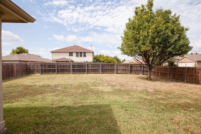 Building Photo - 5000 Bald Cypress Ln