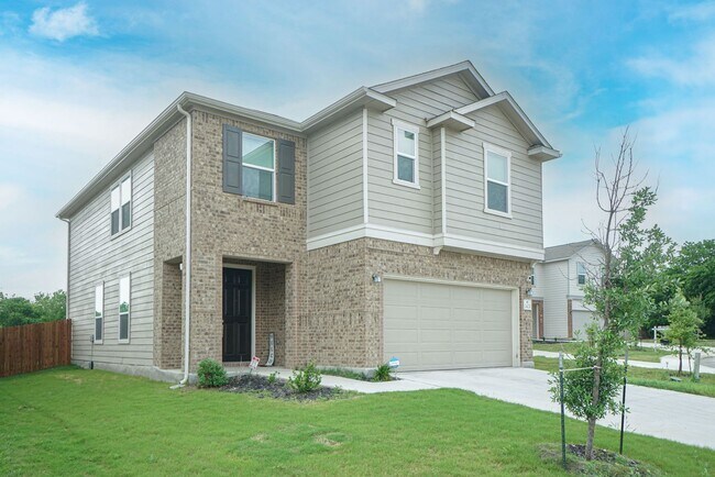 Foto del edificio - Fabulous 2 story home!