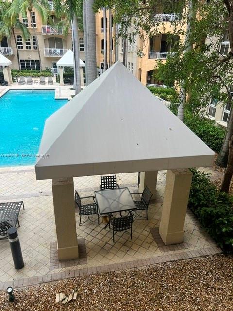 Foto del edificio - 3001 NE 185th St