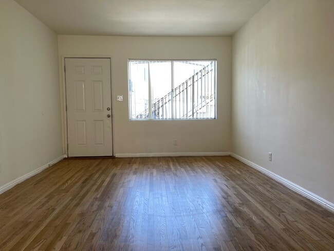 Foto del edificio - KESTER