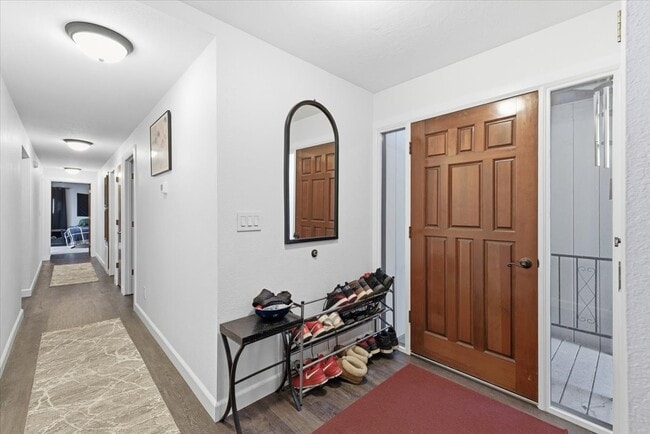 Foto del edificio - 401 Eastwood Dr