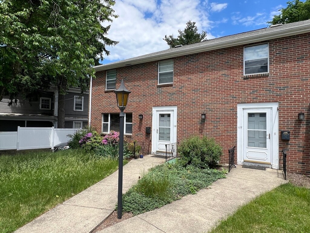 Foto principal - 177 Warren St