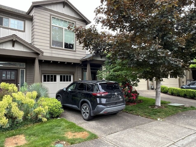 Beautiful 1,479 Sq Ft Bethany Home with 3 Bedrooms, 2.5 Bathrooms, and Bright Open Living Spaces - Beautiful 1,479 Sq Ft Bethany Home with 3 Bedrooms, 2.5 Bathrooms, and Bright Open Living Spaces