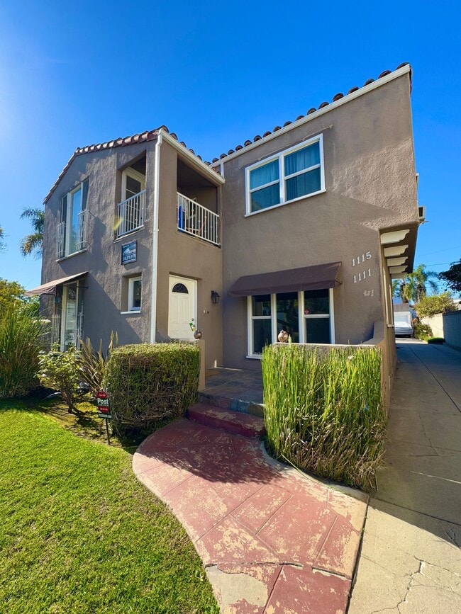 Foto del edificio - Spacious 3Bed/2Bath with Private Balcony A...