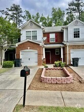 Building Photo - 3473 Dianthus Ln NW