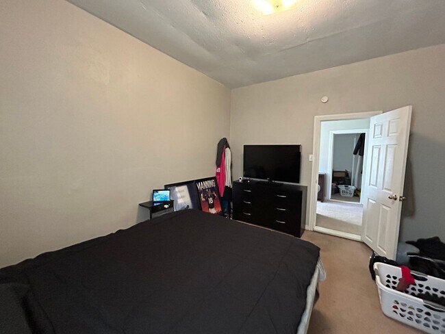 Foto del edificio - Charming Old Town Fort Collins Home with Yard