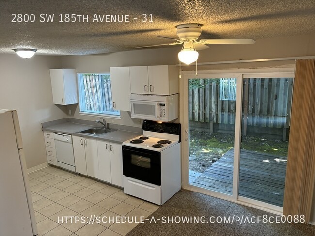 Foto del edificio - 2br Downstairs Unit - ALOHA CREST APTS Wat...