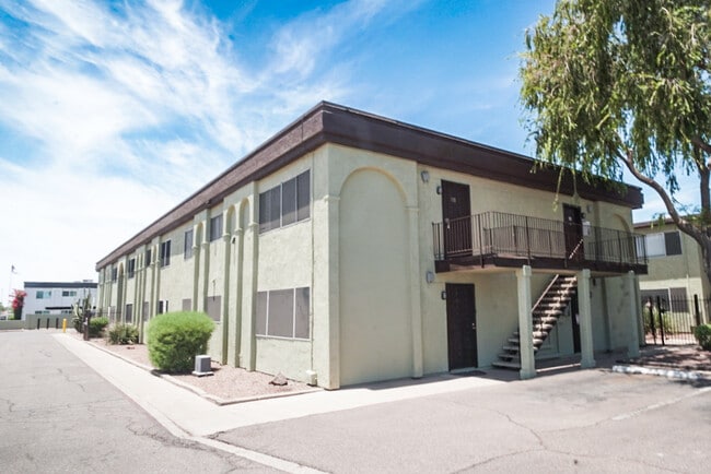 Photo - 424 W Brown Rd Townhome