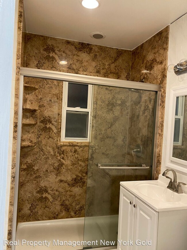 Building Photo - 3 br, 1.5 bath House - 394 Rockaway Pkwy.