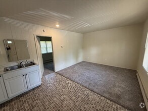Building Photo - 13827 Ironwood Dr NW