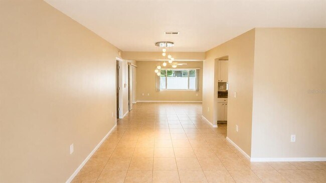 Foto del edificio - 3435 Dunbar Dr