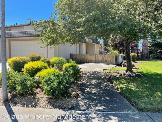 Building Photo - 2 br, 2 bath House - 1222 Grove Circle