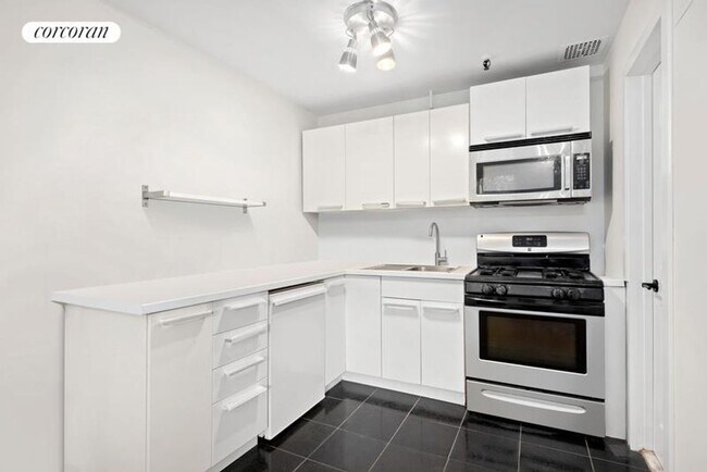 Building Photo - 235 Berkeley Pl