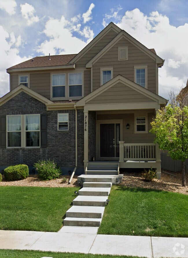 The Hills at Parker Apartments for Rent with a Swimming Pool Parker