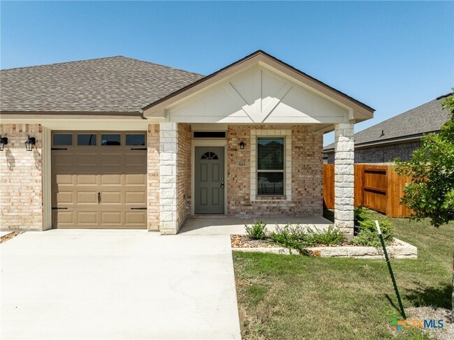 Building Photo - 5115 Rose Petal Ct